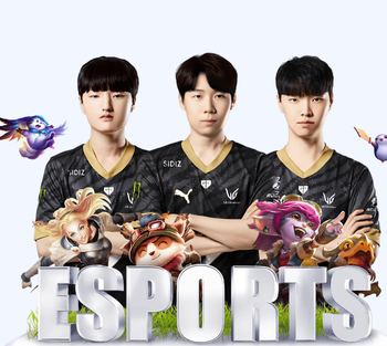 吓人！凯帕出击拉拽多库犯规，裁判吹停比赛给了凯帕一张黄牌